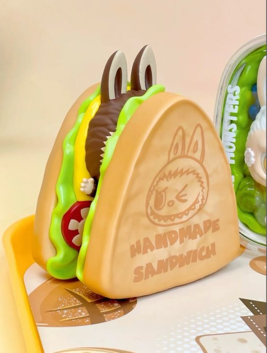 HE MONSTERS Wacky Mart シリーズ 100% AUTHENTIC THE MONSTERS WACKY MART SERIES CONFIRMED