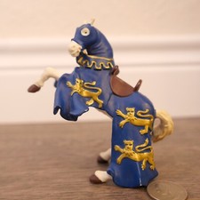 2001 Papo Medieval Knight Fantasy Horse Blue Coat Figure