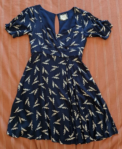 short ruched puff sleeve 