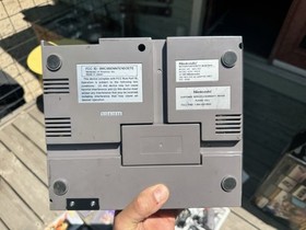 More pics 1985 Nintendo NES-001 Action Set Console In Box - Missing Power Supply