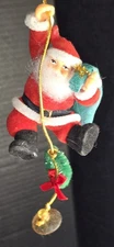 Vintage FLOCKED SANTA CLAUS WREATH Merry Christmas WINDOW HANGER SUCTION CUPS 
