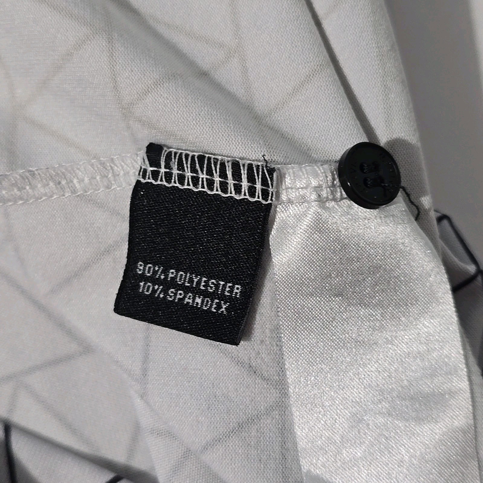 Travis Mathew Performance Stretch Geometric Light… - image 7