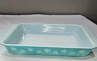 Vintage Pyrex Snowflake Turquoise Space Saver Dish 548-B  1-1/4 Qt NO LID