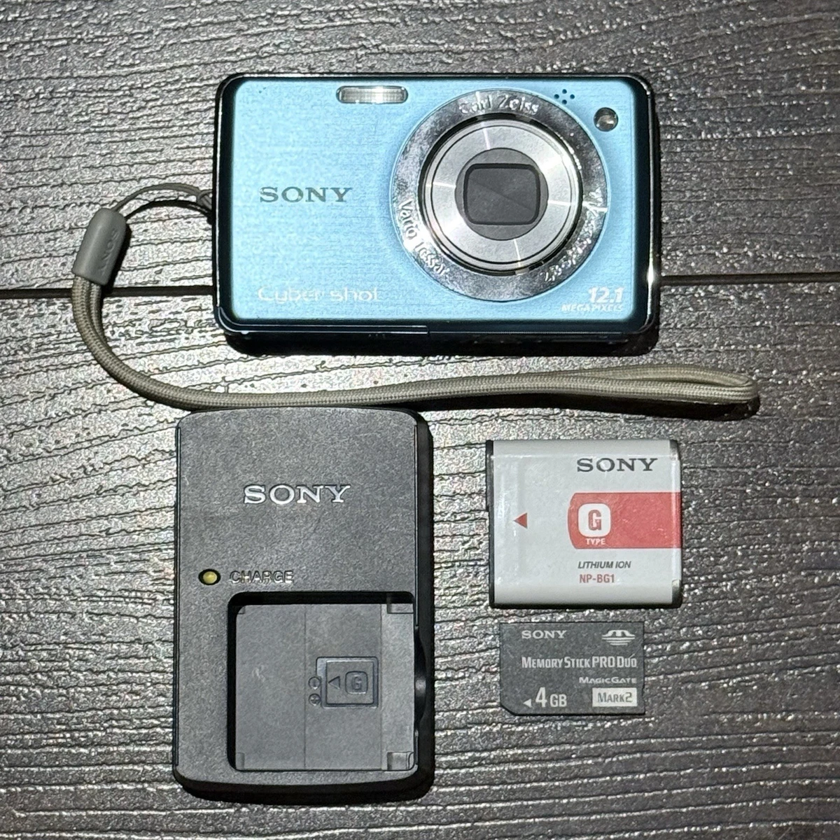八7040【SONY】デジタルカメラ Cyber-shot 12.1メガピクセル Sony Cyber-shot 12-13.9MP Digital Cameras for sale | eBay