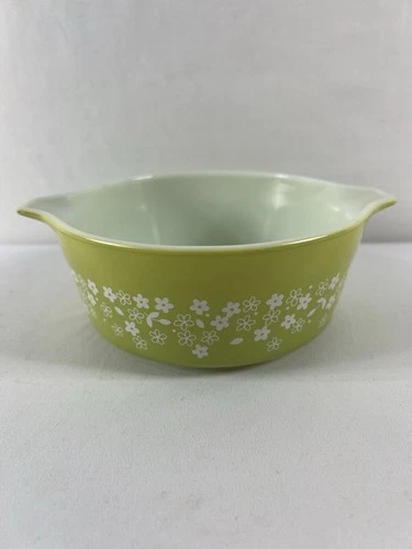 Vintage PYREX 472-B 750ML Green Crazy Daisy Spring Blossom Casserole Baking Dish
