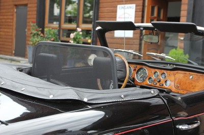 Black windshield AIRAX Triumph TR 4 (IRS), TR 5 (250), TR 6, year 1961 - 1976