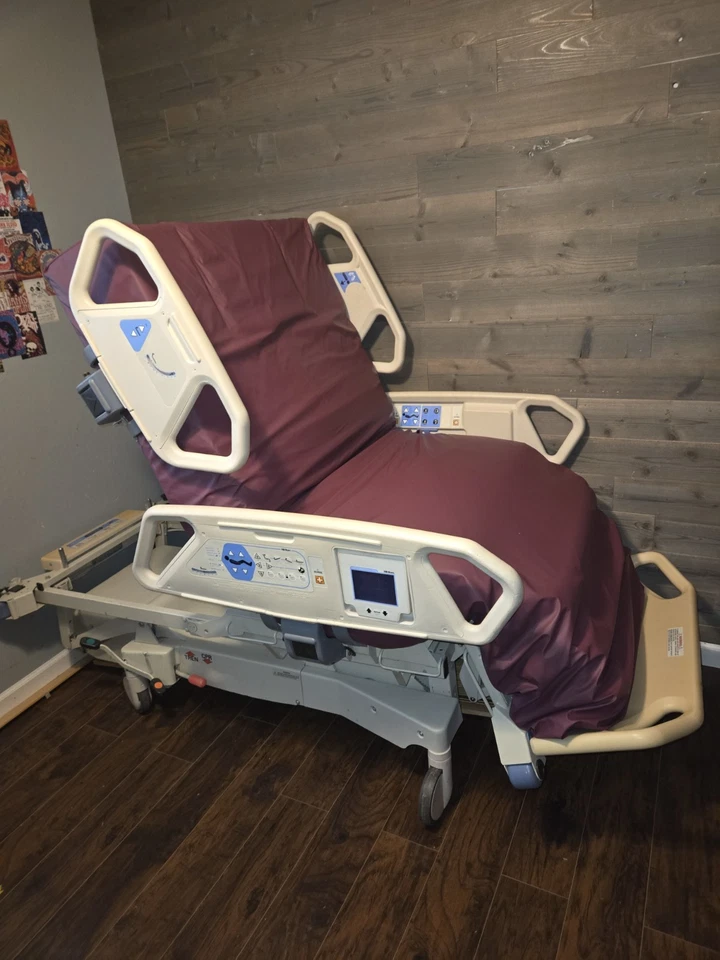 Cama de hospital - Totalmente elétrica com colchão de ar - Hill Rom P1900 cama UTI - Imagem 2 de 4