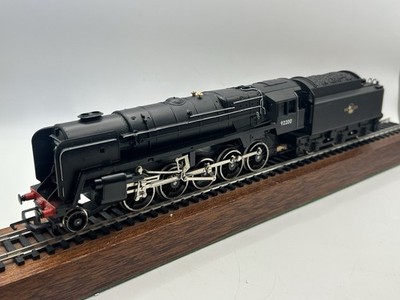 OO Hornby R264 BR Class 9F 2-10-0 Heavy Freight Locomotive BR Black - (MINT)