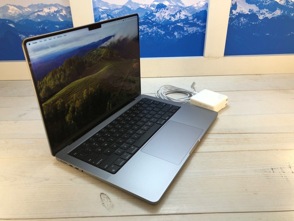 Apple MacBook Pro 2023 14