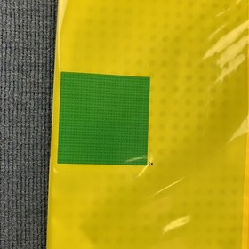 Lego Classic Green Grass Baseplate 10700 10" x 10 "  studs 32 x 32