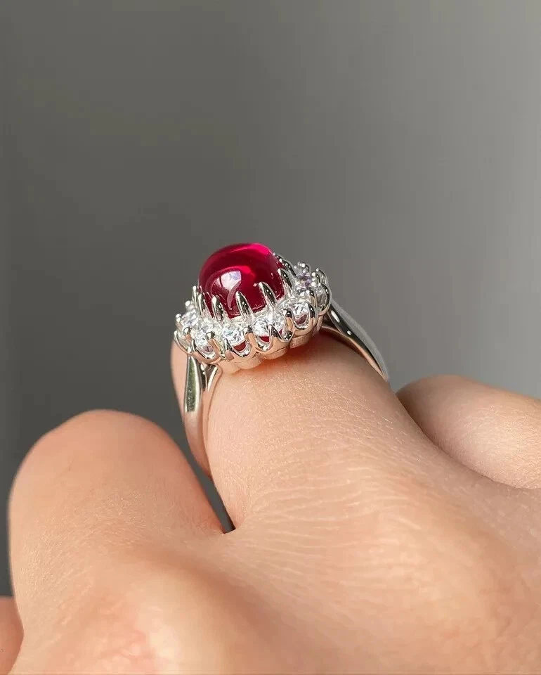 Alianza ovalada de 2,40 quilates de turmalina roja natural y diamantes platino sólido 950 7 Foto 3 de 4