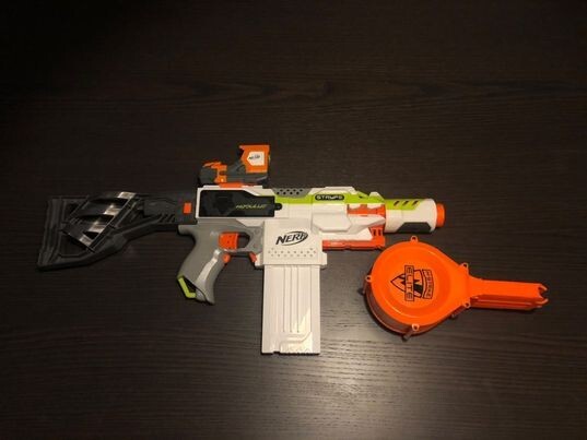 Nerf Modulus Stryfe with Red Dot Sight, Demolisher Stock, and Drum