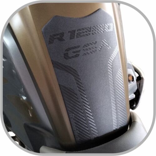 RubbaTech BMW R1250GSA rubber tank pad - Bonus Pack - Picture 3 of 7