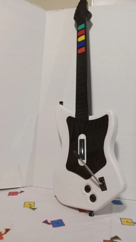 Guitar Hero PS2 Wireless Red Octane Guitar Playstation 2 Black White (No Dongle) - Image 2 of 4