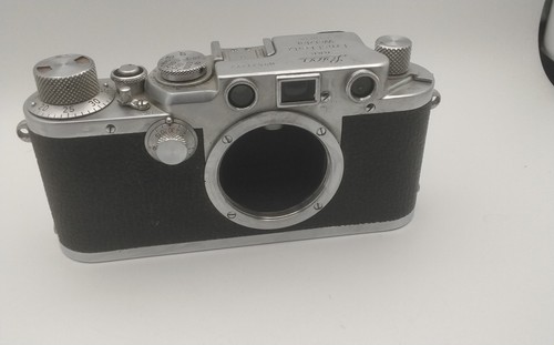 Leica IIIc Film Camera Body