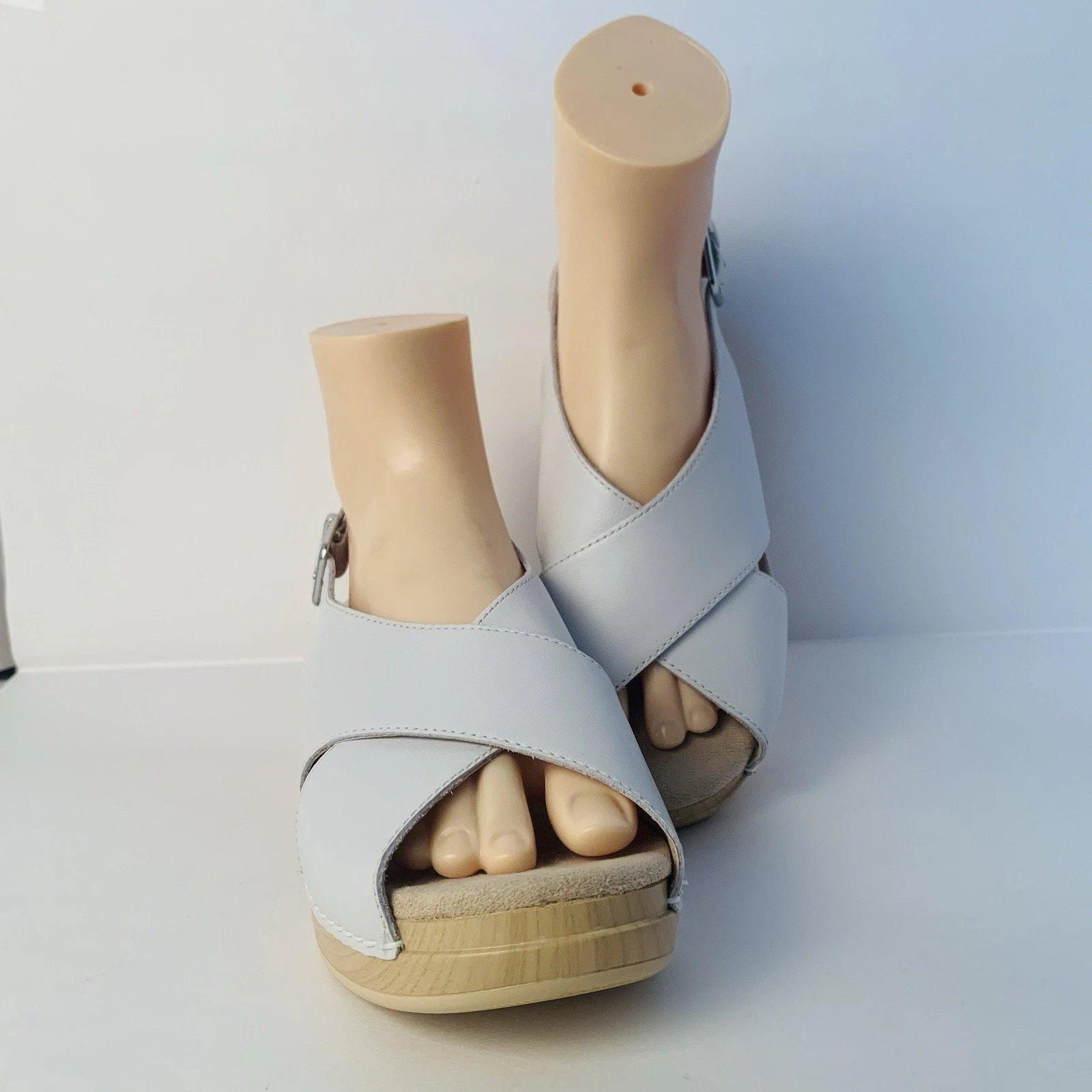 Dansko Stevie Sandal White Leather Strappy Platform Women’s EU 39/US 8