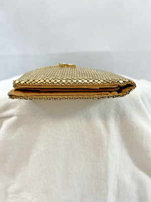 Vintage Whiting and Davis Gold Mesh Tri-Fold Checkbook Bilfold Clutch Metallic Vintage Whiting and Davis Gold Mesh TRI-FOLD CHECKBOOK  main image 2