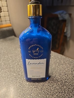 Bath & Body Works Aromatherapy Lavender Lotion 6.5