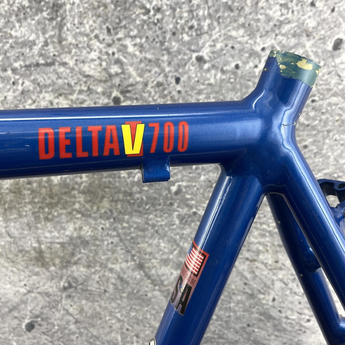 Vintage Cannondale Delta V 700 18 19 Aluminum MTB Frame HeadShok