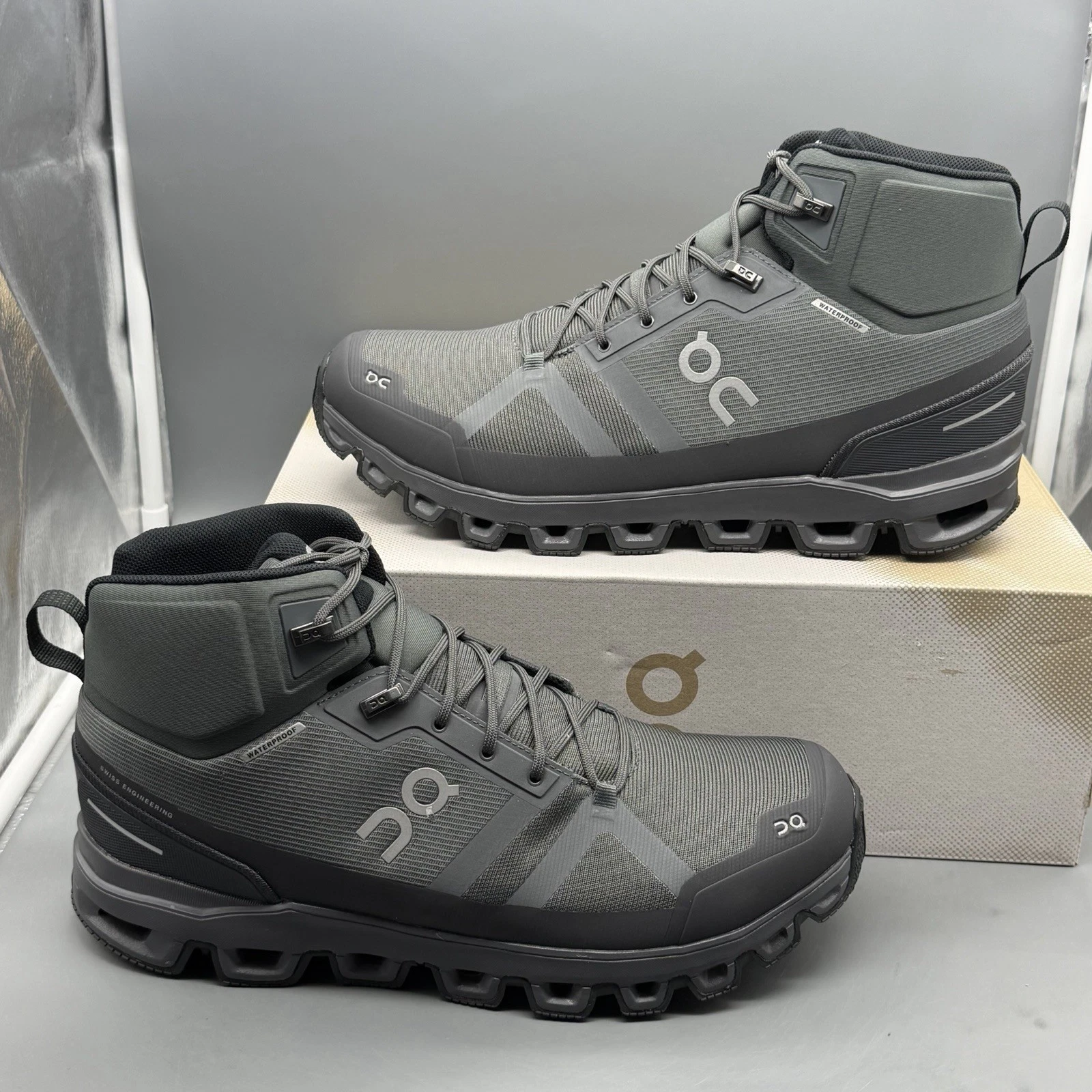 On Cloud Cloudrock Rock Waterproof Men’s 11 Trail Hiking Shoes ‘Rock/Eclipse’