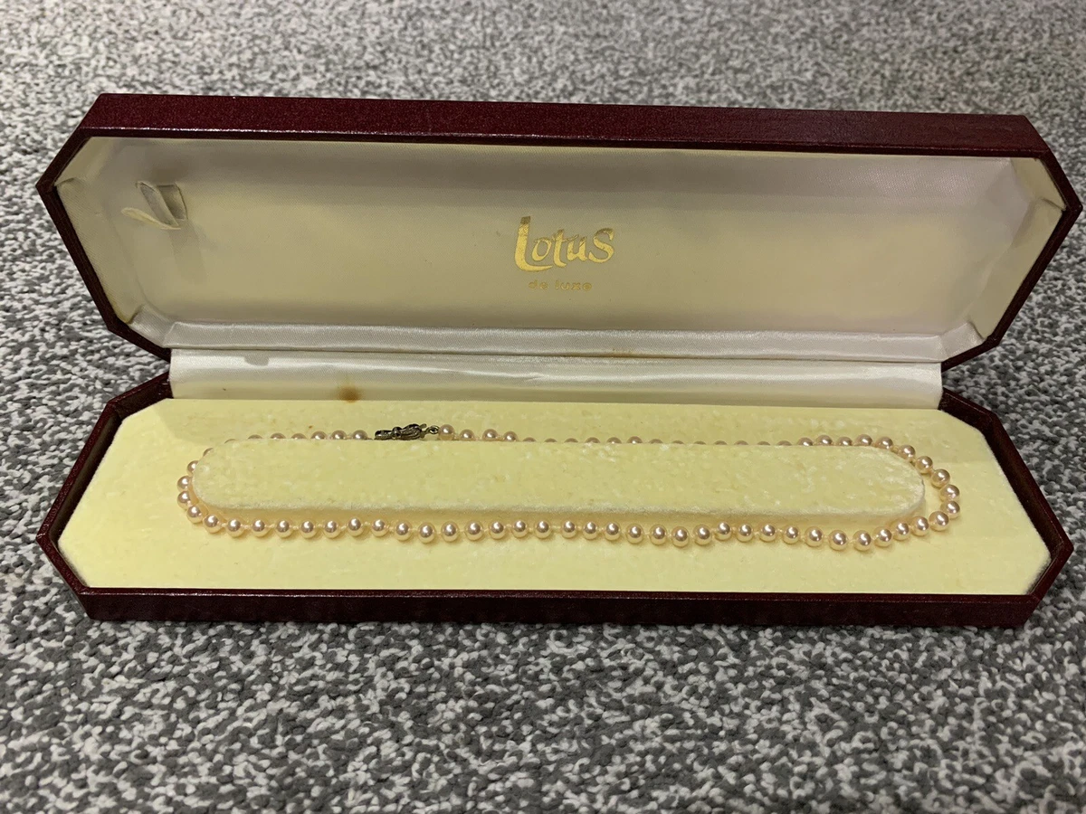 Lotus de luxe pearl cheap necklace