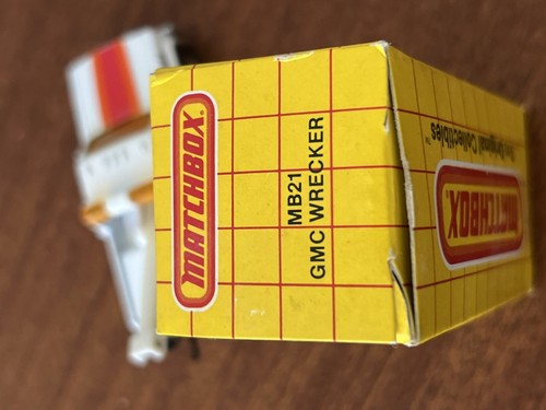1987 Matchbox MB21 GMC Wrecker Frank's Getty Tow Truck White 1/72 With Box. - Picture 4 of 6
