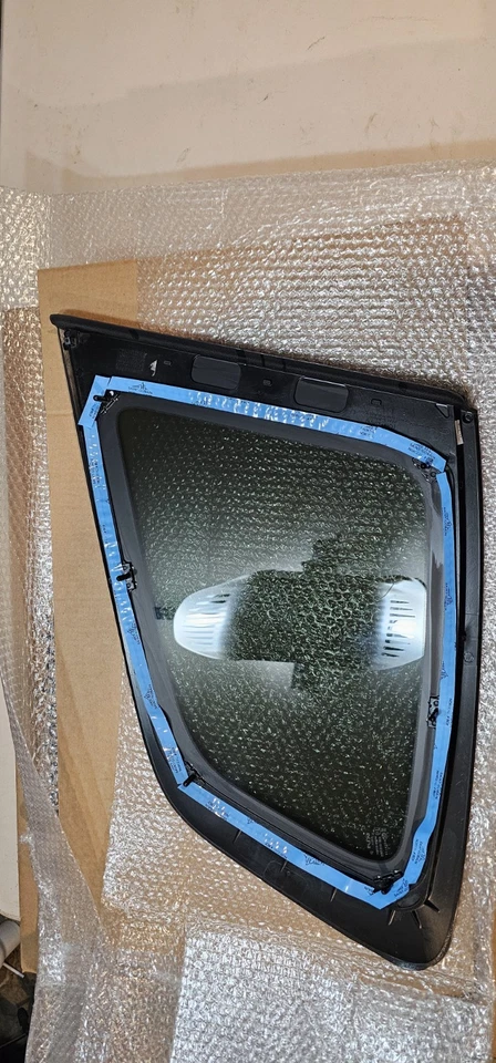 CONJUNTO DE VIDRO GENUÍNO OEM KIA QUARTER 87810-S9720 - Imagem 3 de 4