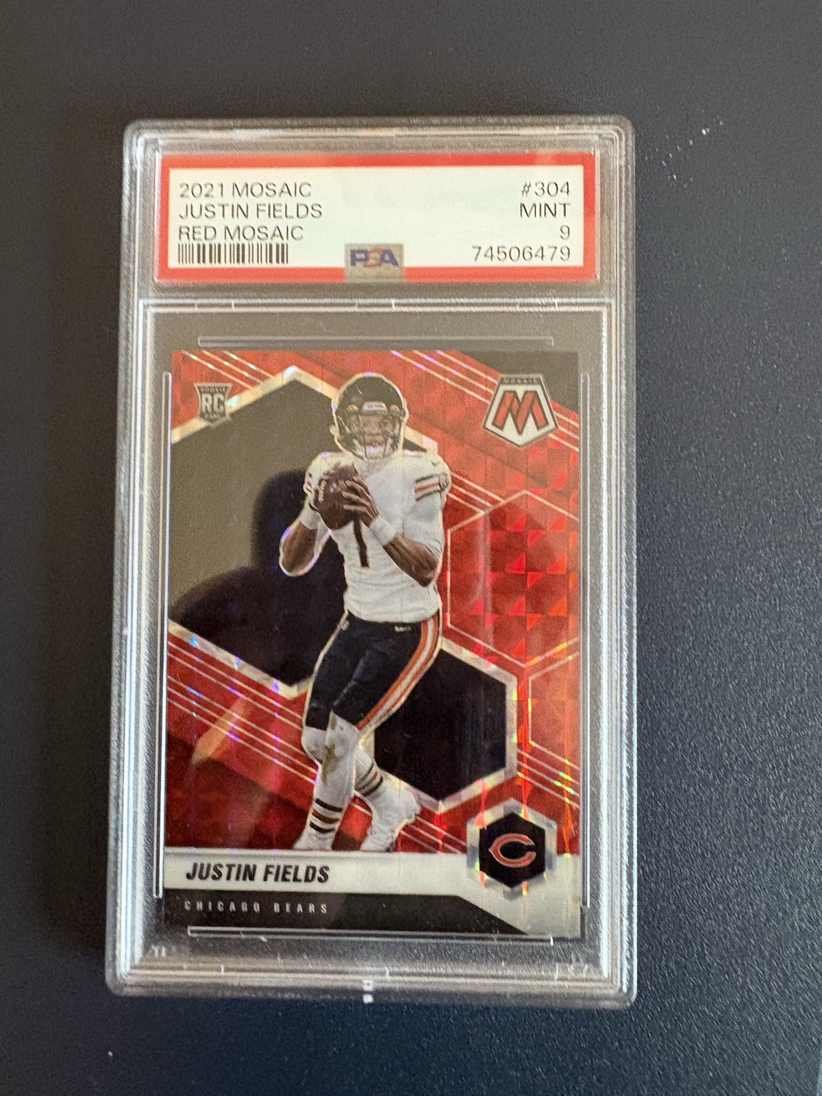 2021 Panini Mosaic Justin Fields Rookie #304 Red Mosaic PSA 9