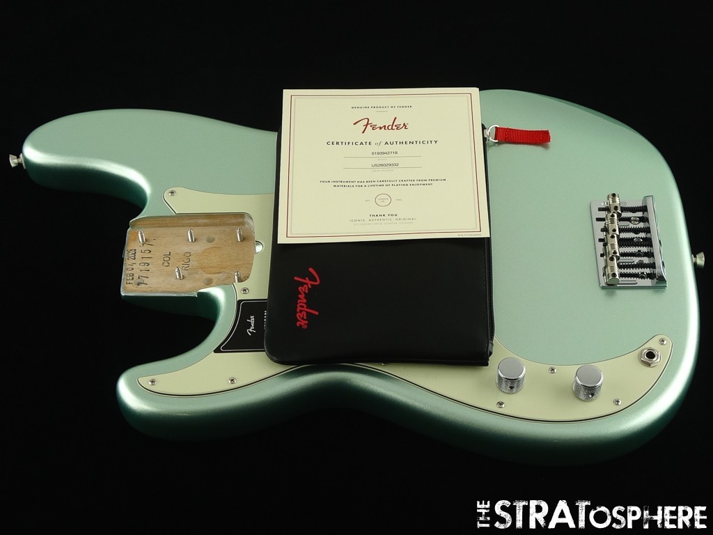 Fender Am Pro II precision Bassレフティ s-l1200.jpg