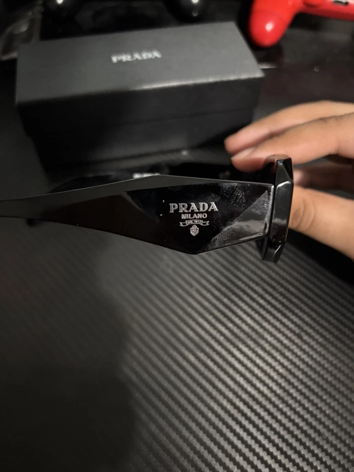 PRADA PR17WS Sunglasses In Black Authentic New with Case & Box Unisex - Image 4 of 4