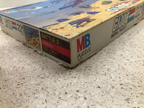 G.I. Joe Mural Puzzle Battle 2 (Nearly Complete) from 1985 : Milton Bradley - Picture 9 of 10