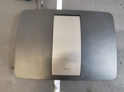 Linksys EA6700 Dual Band AC1750 WiFi Gigabit Router - 4 Port + 2 USB - (5B)