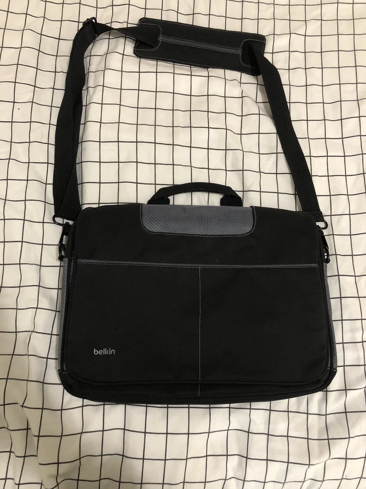 Belkin NE, Negro/Gris, Microfibra, Bolso Mensajero para Laptop/Estuche de Viaje Foto 2 de 3