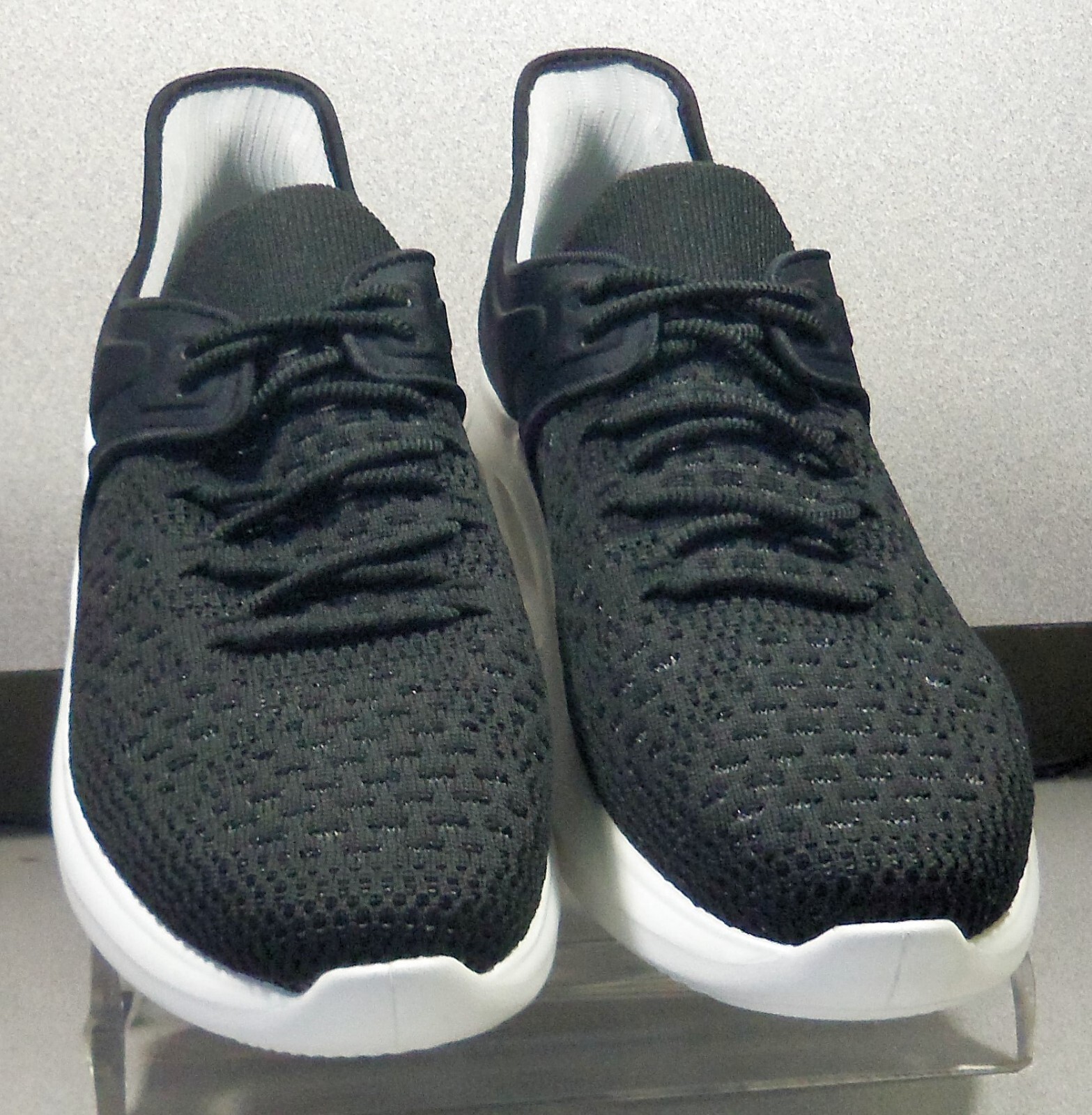 7814637 LSP30 ACTIVATE WOMENS SHOE 7 M BLACK KNIT SNEAKERS JOHNSTON