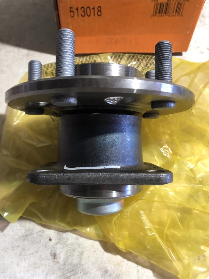 Подшипник колеса и ступица в сборе задние со стороны пассажира для Pontiac Grand Prix 1988-96 - Изображение 2 из 3