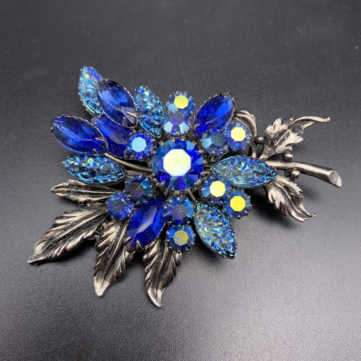 Blue Molded Glass Rhinestone Brooch Pin Vintage Silver Tone