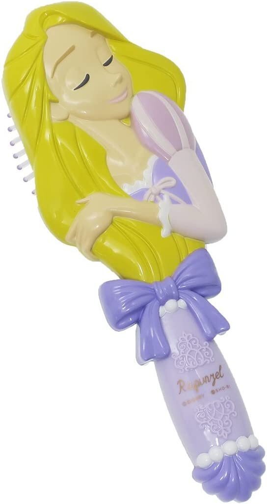 Tangled Rapunzel Brushing Hair