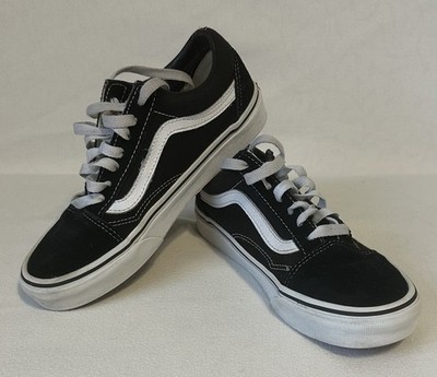 VANS:  Old Skool Shoes  Classic Suede & Canvas- Black & White- M 5.0/ W 6.5