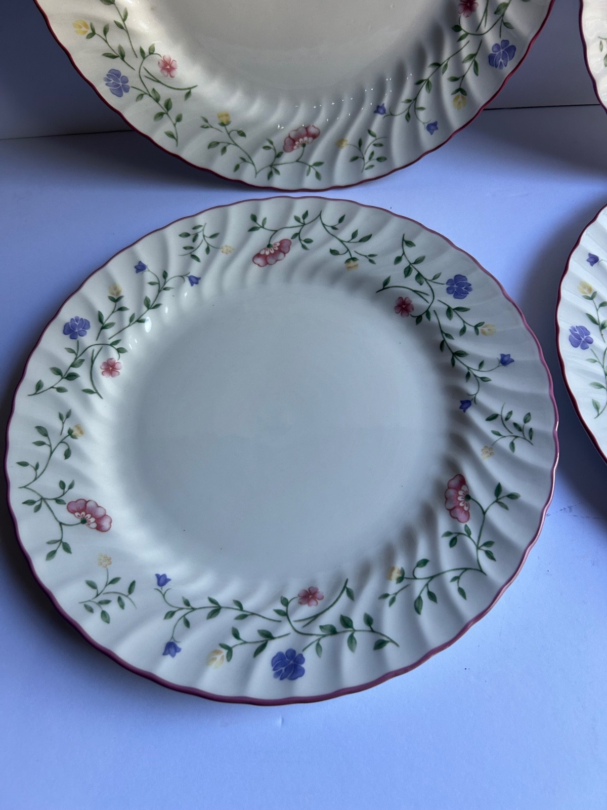 Johnson Brothers Summer Chintz Set Of 4 Dinner Plates 10 1/2 Inches