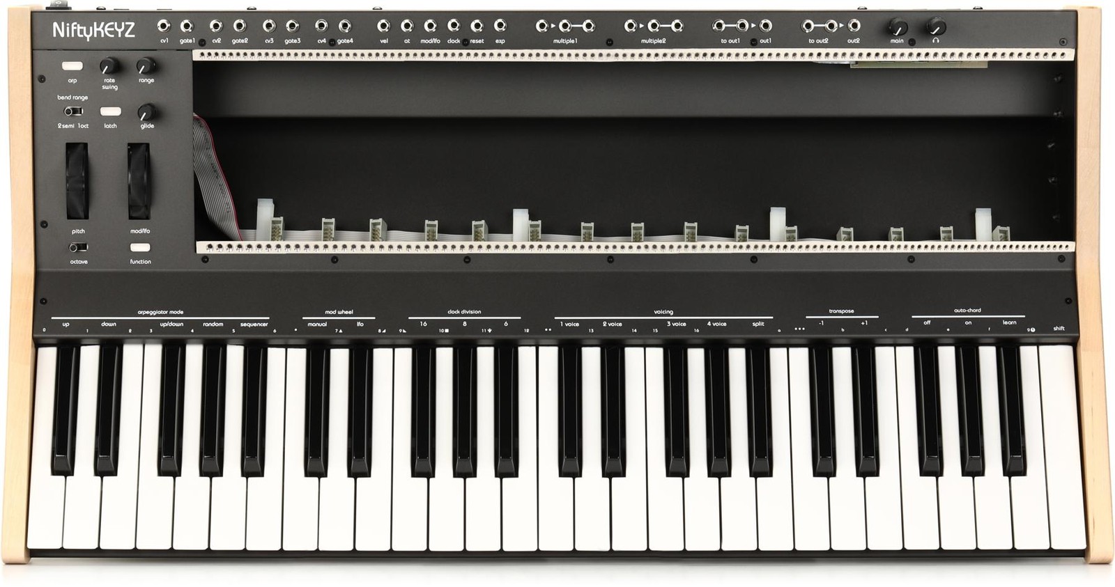 Клавиатура Cre8audio NiftyKEYZ и чехол Eurorack 92990₽