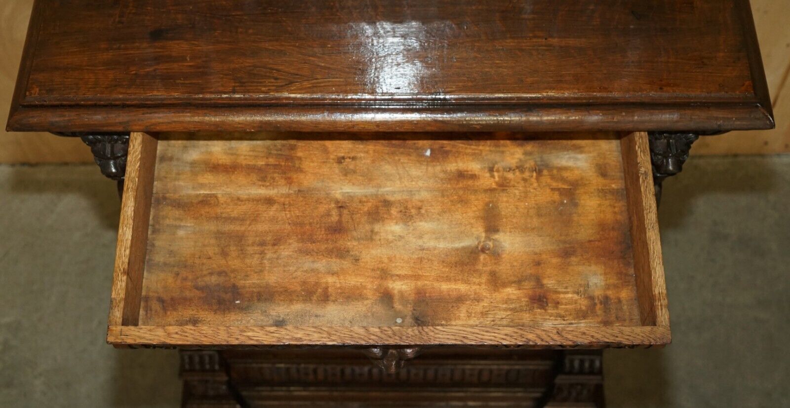 Picture 18 of 24
