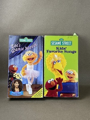 Sesame Street VHS Lot Zoe's Dance Moves Kids Favorite Songs 2 Tapes