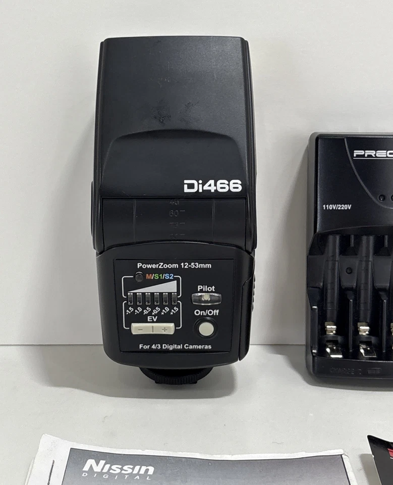 Nissin Di466 Bounce Flash for Micro Four Thirds With Accessories (Tested) - Image 2 of 4