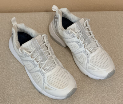 whitin minimalist trail runner
