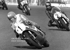 Suzuki 750cc F750 factory racers Jack Findlay Barry Sheene 1975 motorcycle race
