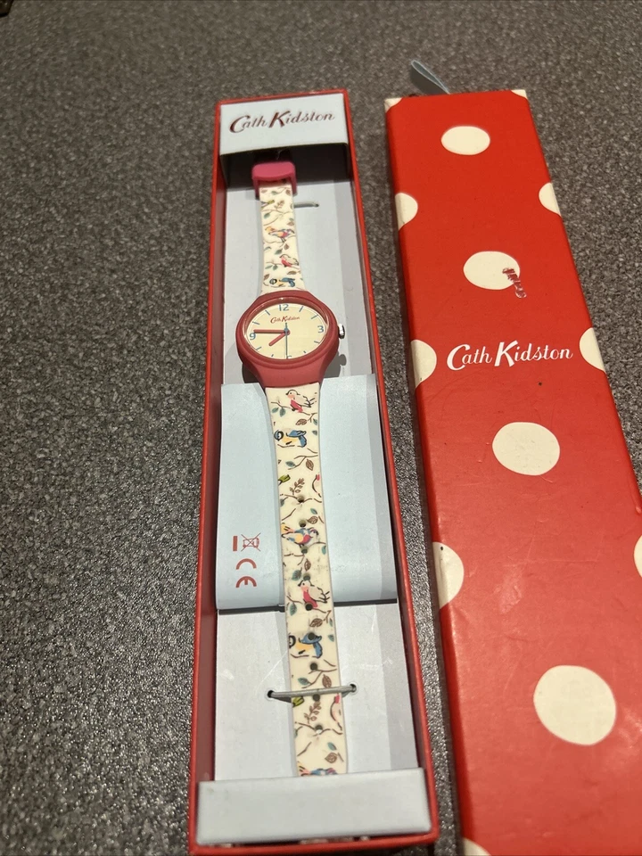 Relógio feminino Cath Kidston na caixa - Imagem 3 de 4