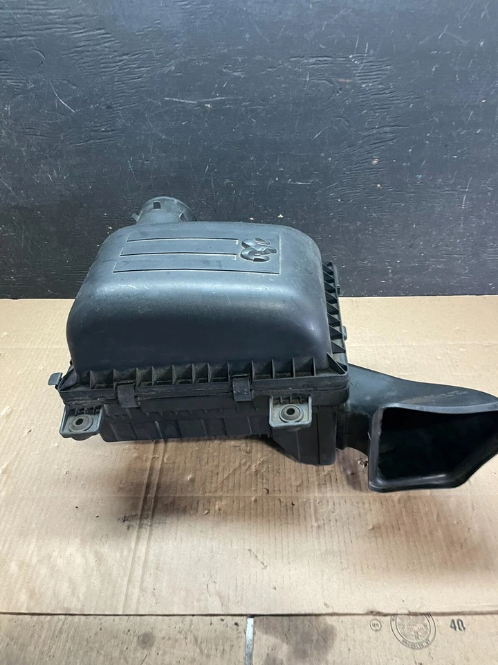 Dodge Ram 1500 2004 a 2017 caja purificadora de aire 53034152ab OEM M9031 DG Foto 4 de 4