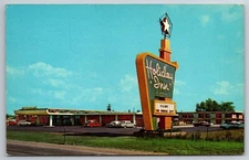 Holiday Inn Classic Sign The Vehicle City Flint MI C1960's Postcard C19