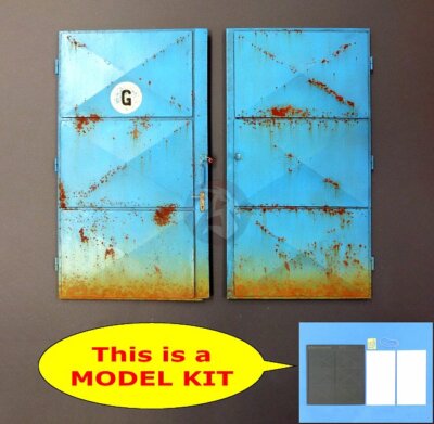 Plus Model 1/35 Large Metal Industrial Workshop / Garage Doors (1 pair) 503