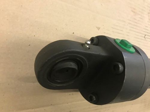Cilindro hidráulico REXROTH MP5 DMOICL 94W33 orificio/varilla 50/28 tiempos 200 mm - Imagen 4 de 5